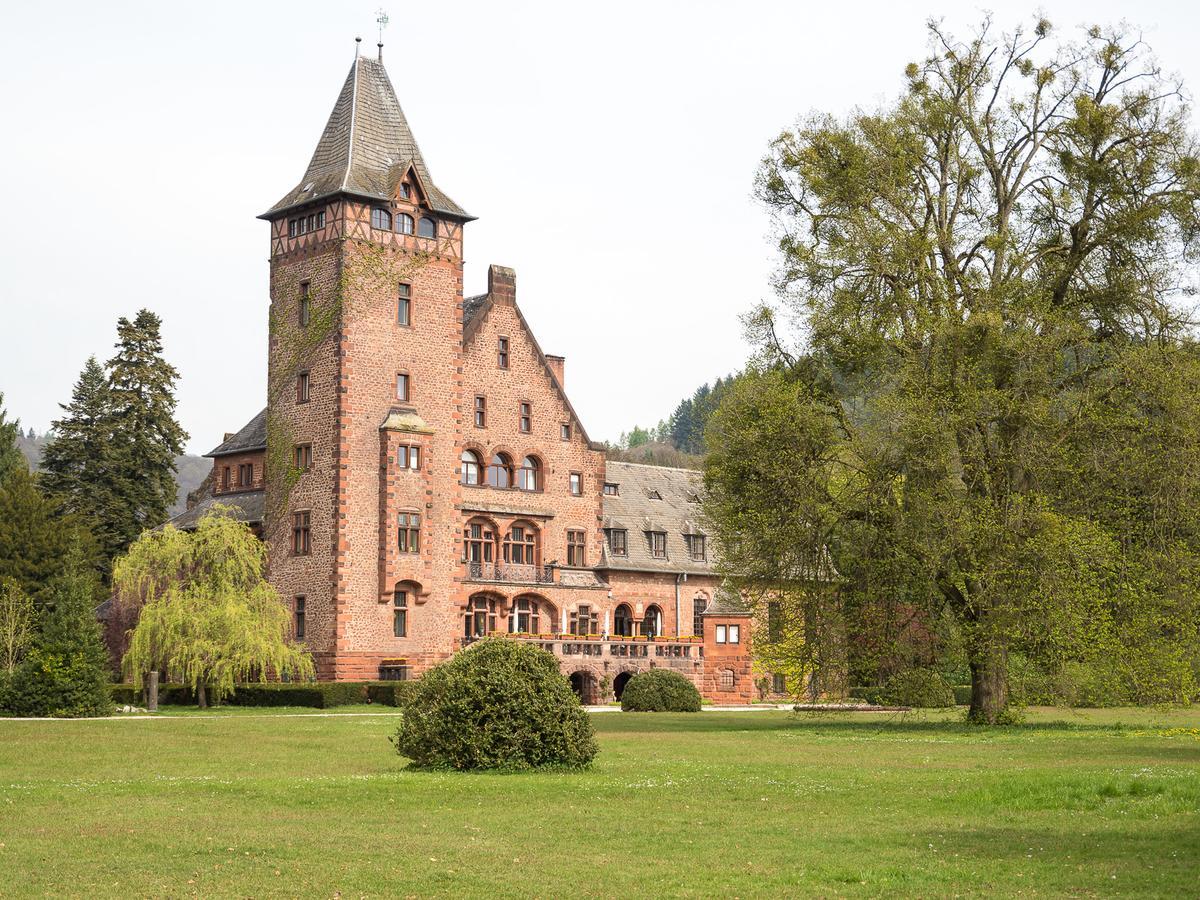 Gastehaus Schloss Saareck Mettlach Ngoại thất bức ảnh